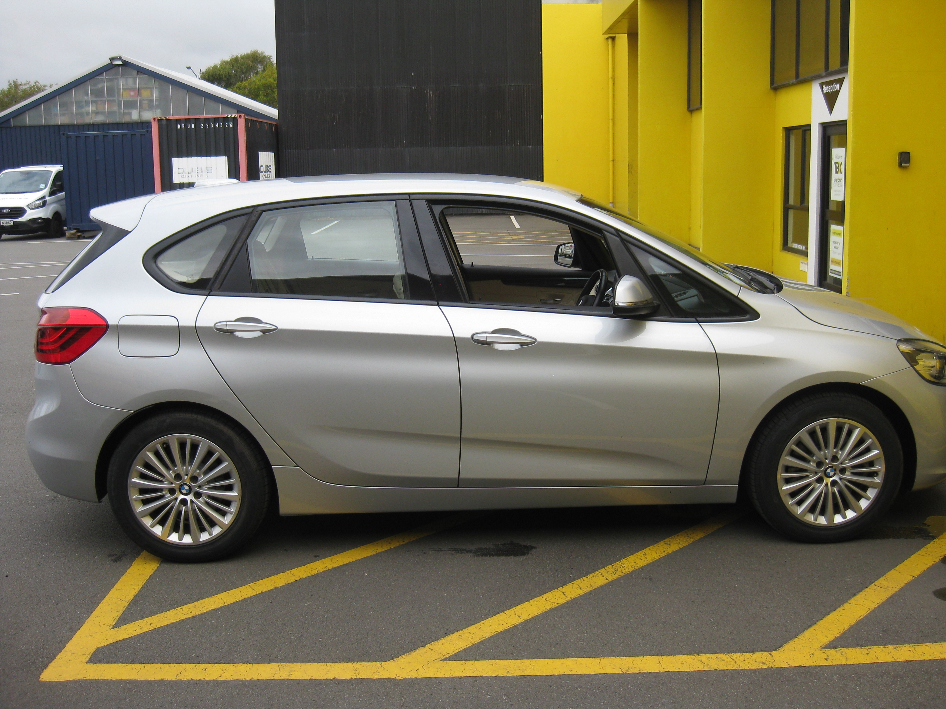 BMW 225 STATIONWAGON 2014-2021